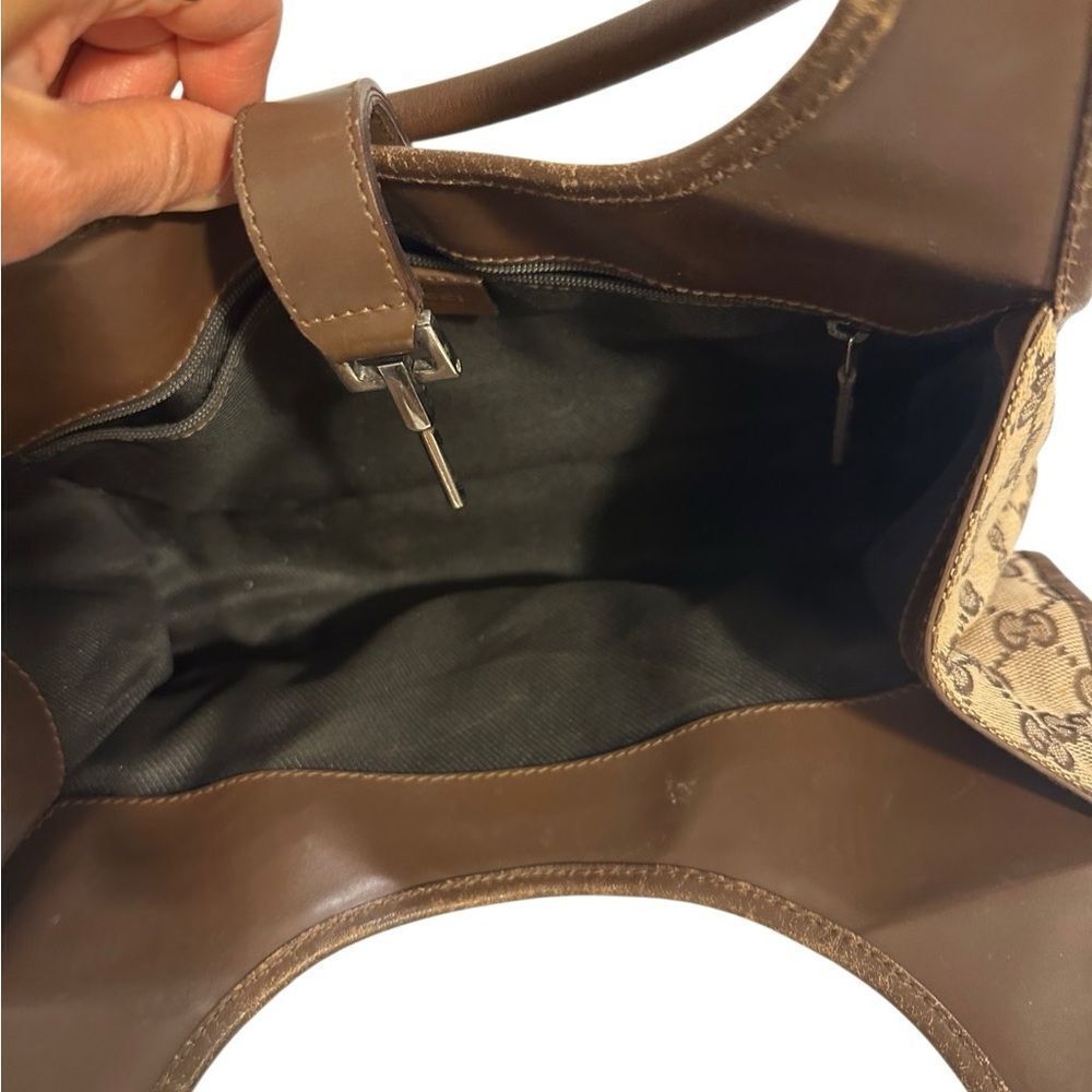 Gucci Brown and Tan Signature Jackie Hobo Bag (missing lock) - Picture 5 of 9